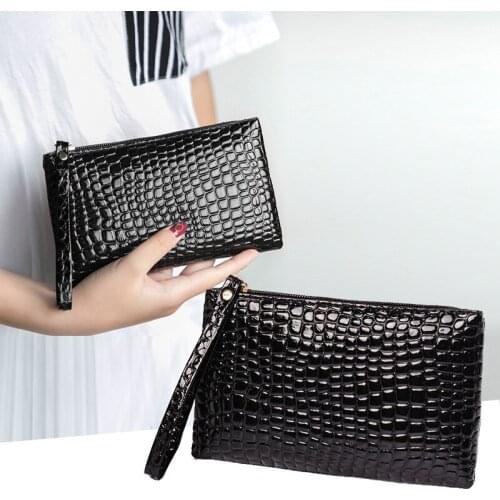 YaoKu Clutch Bag Korean Version of the Mobile Phone Bag Purse Crocodile Embossed Leather Light