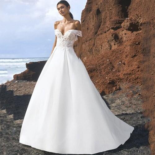 Plus Size Wedding Dress Elegant New 2021 Modest Off The Shoulder Sweetheart Appliques Satin Robe De A Line Long Bridal Dresses