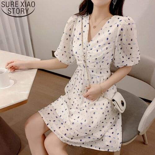 2021 Summer Dress New Fashion Print Dress Women Short Sleeve Sweet Knee Length Casual Dresses Lantern Sleeve V-neck Robe 14087