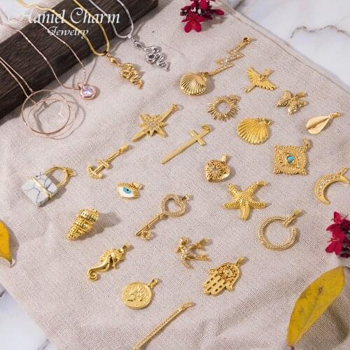 New Trendy Alloy Cute Elegant Sun Love Star Snake Animal Luck Pendant Necklaces for Women Fashion Accessories Jewelry Gifts