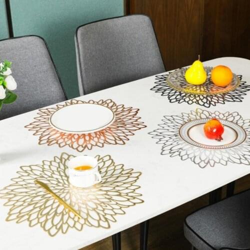 2021 New Hot PVC Hollow Insulation Coaster Pads Table Bowl Mats Home Christmas Decor Heat Resistant Placemat For Dining Table