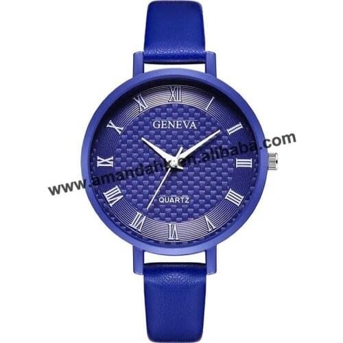 New Fashion Leather Watch Women Black Elephant Quartz Watch Hot Sale Women Dress Watches 8233