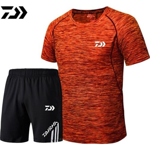 Daiwa Fishing Clothing Set Outdoors Quick Drying Stripe Short Sleeve Fishing Shirt and Shorts Men Breathable Fishing Suit