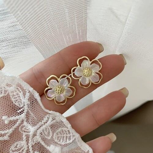 Mengqifei Women's Gold Earrings