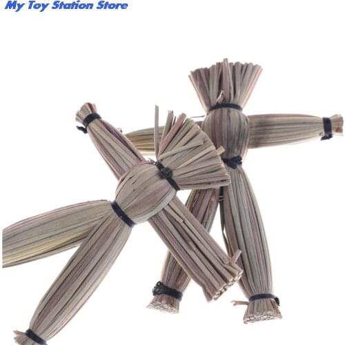 2pcs Mysterious straw Voodoo Dolls Spooky Magic Stage Comedy Amazing toys April Fools Day Close up Magic Toys for Child Novelty