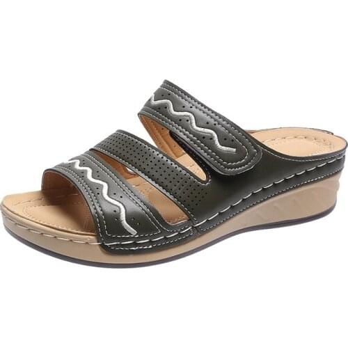 Summer Fashion Lightweight Women Slippers Breathable Set Toe Flat Slippers Women Crystal Cowhide