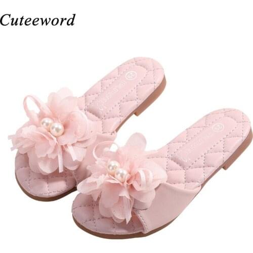 Summer Girls Shoes Sandals Baby Toddler Slippers Fashion Flower Pearl Children Princess Shoes Non-slip Girls Slippers Home Shoes