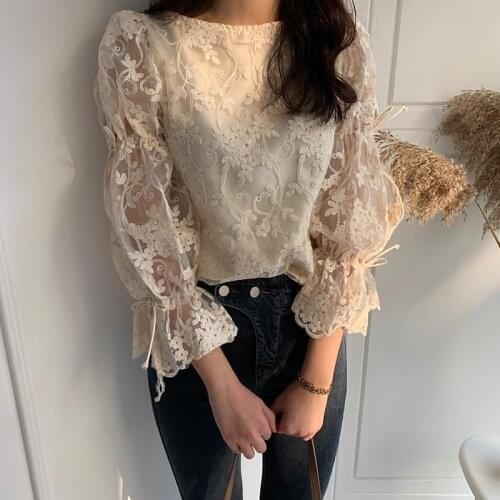 Spring Women Lace Blouse Elegant Flare Sleeve Embroidered Floral Casual New Girl Chiffon Shirt Fashion Tops Blusa Womens 13499