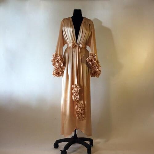 Champagne Lingerie Bathrobes Nightwear Luxury Ruffles Bridal Party Sleepwear Custom Made Nightgowns Luxe Robes