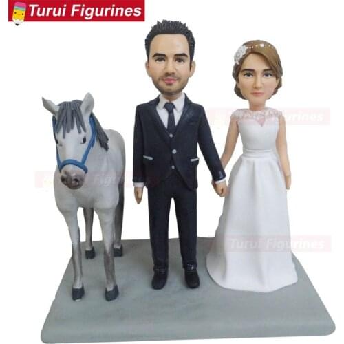 Bride and groom horse wedding ceremony cake toppers cake stands sculpture dolls polymer clay figure