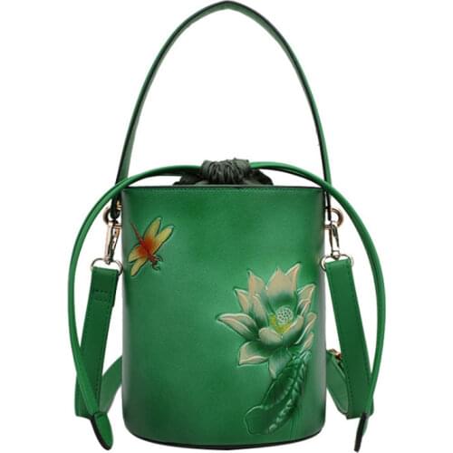 Spring and summer female bag 2020 new Printed bucket bag shoulder messenger bag exquisite handmade leather carving female bag