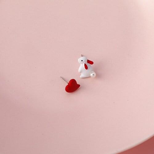 Origin Summer Textured Funny Cute Rabbit Love Heart Stud Earring for Women Gifts Korean Fashion Red Earring Asymmetric Jewelry