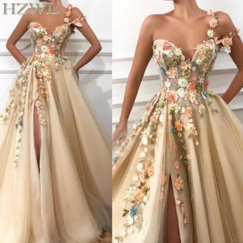 2020 Gold One Shoulder Arabic Long Prom Dresses 3D Floral Lace Applique Beaded Split Floor Length Formal Party Evening Gowns