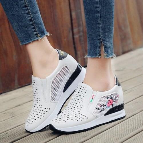 Casual High Heels Loafers Breathable Vulcanize Women Sneakers PU Round Toe Embroider Platform Wedge Tenis Femininowww5