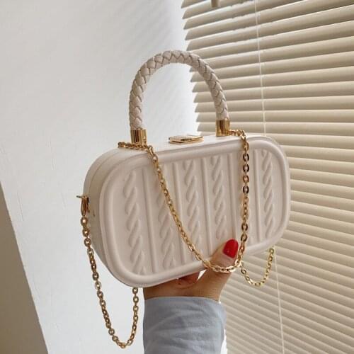 Fashion new chain embossed portable small square bag Korean version of the trend of stereotypes personality Messenger bag