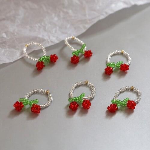 The new Japanese and Korean niche delicate crystal string beads cherry ring finger ring cute beauty diy fashion accessories