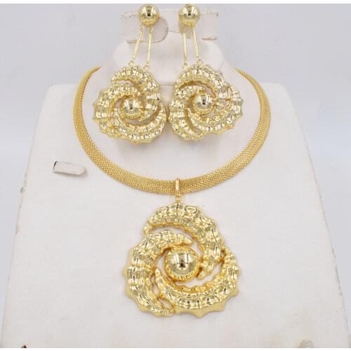 2020 HOT dubai gold Women Party Jewelry Set Women Wedding Necklace Bracelet Earring Ring African Beads Jewelry Set