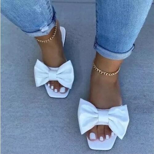 Womens Shoes With Bow Knot Square Head Low-heel Flip-flops Women Summer Sandals Women Slippers FS21S51
