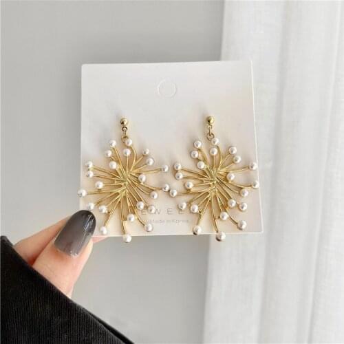 Adolph Korean Imitation Pearls Snowflake Drop Earrings Trendy Big Nightclub Summer Earrings for Women Fashion Jewelry Brincos