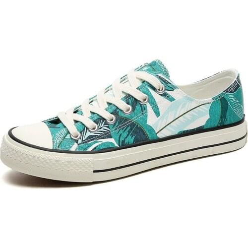 Men Low-Top Canvas Shoes Summer Comfortable Skateboard Sneakers Novel Leisure Classical Walking Shoes 2021 New Brand Designer