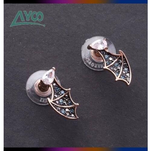 Fashion Jewelry SWA High Quality Charm Black Crystal Lovely Animal Bat Wings Womens Earrings Best Gift Fashion Earrings