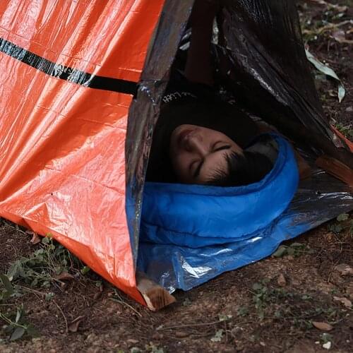 Warm First Aid Blanket Single Layer Aluminum Tripod Tent Temporary Simple Sleeping Bag Portable Outdoor Emergency Tent
