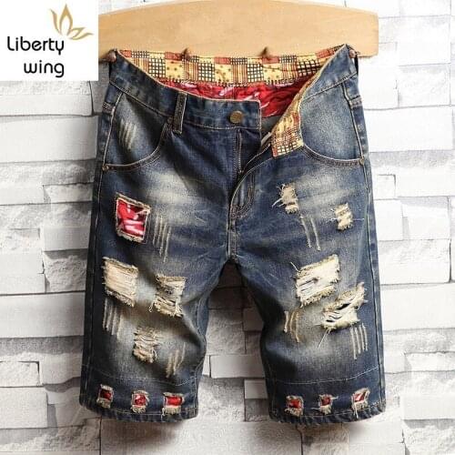 Summer New Mens Hole Ripped Jean Shorts Japan Style Vintage Knee-Length Jeans Fashion Personality Patchwork Denim Short Pants
