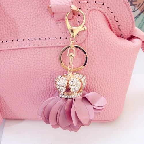 Camellia Daisy Crown Keychain Bag Pendant Bag Holder Crytals Strass For Women Bag Flower Charm Key Chain Buckle Key Ring F69