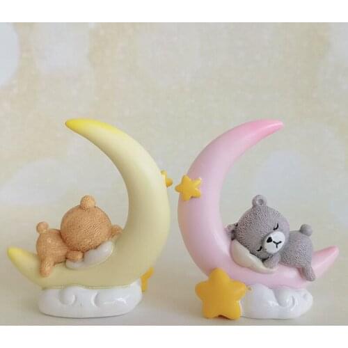 Resin Craft Cartoon Moon Sleeping Bear Sculpture Home Desktop Ornament Cake Baking Decoration Accessories Gift Home Decor