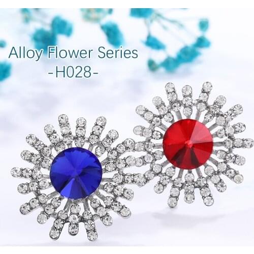 28MM Sewing Sunflower Clothing Accessories Stickers Dress Flower Rhinestone Jewelry Crafts Glue On Brooch Earring Decorations