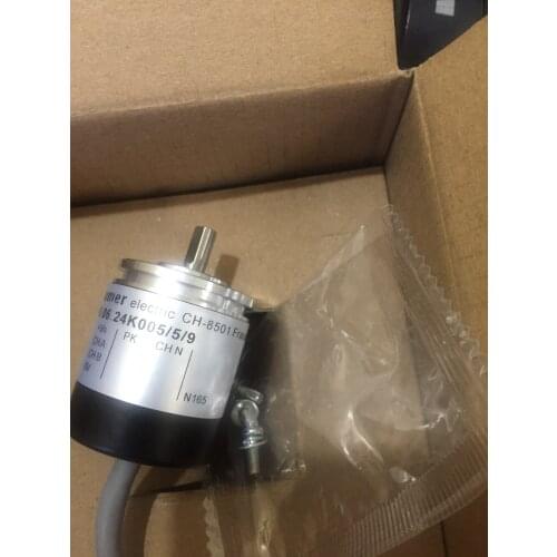 New BDK 06.24K005 / 5/9 Baumer rotary encoder solid shaft 5mm outside diameter 30mm