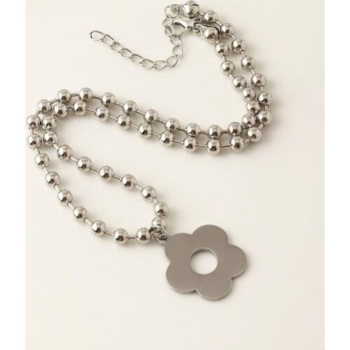 2021 New Trendy 316L Stainless Steel Beaded Chain Necklace Silver Hollow Out Flower Pendant Choker Necklace for Young Girl Women