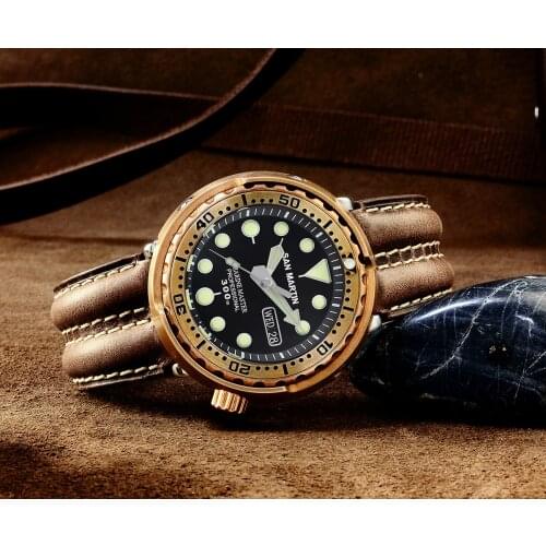 San Martin Mens Diver Watch Tuna Bronze Mechanical Watch Leather Strap Sapphire 300M Luminous Calendar Automatic Watch