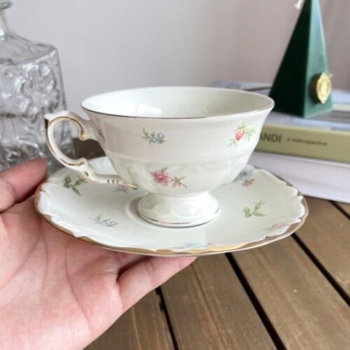Modern Unique Tea Cup Set Porcelain Creative Coffee Afternoon Simple Tea Cup Eco Friendly Tazas Desayuno Home Drinkware EI50BD