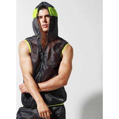 Desmiit Sports Tops