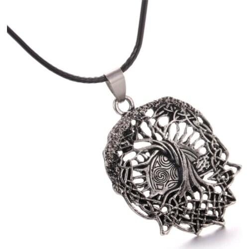 Top Leather Rope Chain Celtics World Tree Pendant Necklace Men Vintage Vikings Pegan Wicca Druid Tree of Life Necklace For Women