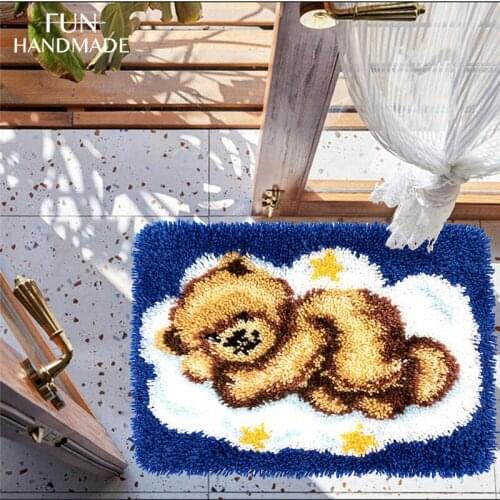DIY Lion Cartoon Sleeping Bear Latch Hook Kits Rug Crochet Tapis Lovely Animal Needle For Carpet Tapestry Kits Pattern Mat