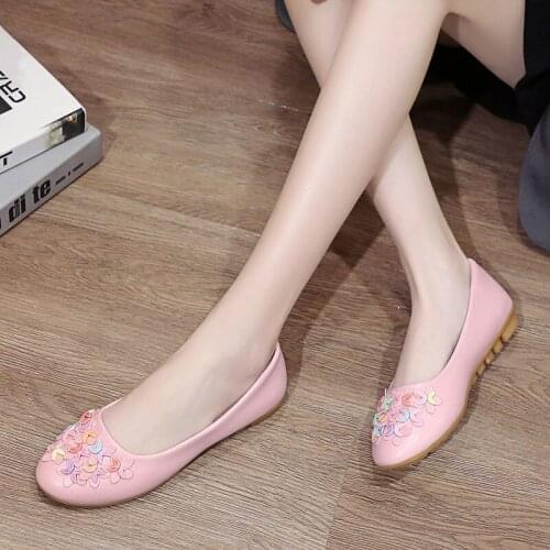 2021 Spring New Single Shoes Female Crescent Small Floral Womens Shoes Low-heeled Soft-soled Peas Shoes Wild Nurse Mother Shoes