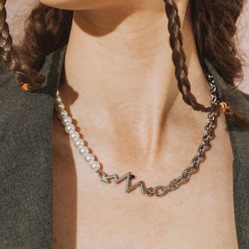 New Punk Style Couples Pearl Men Necklace Female Fashion Heartbeat Girlfriend Gift Send Boyfriend Love Exquisite Womans Jewelry