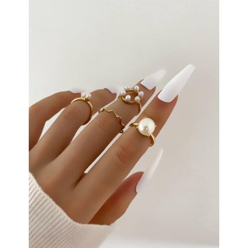 Stillgirl 4Pcs Vintage Pearl Gold Rings for Women Aesthetic Kpop Flower Geometric Set Female 2021 Trend Fashion Jewelry Anillos
