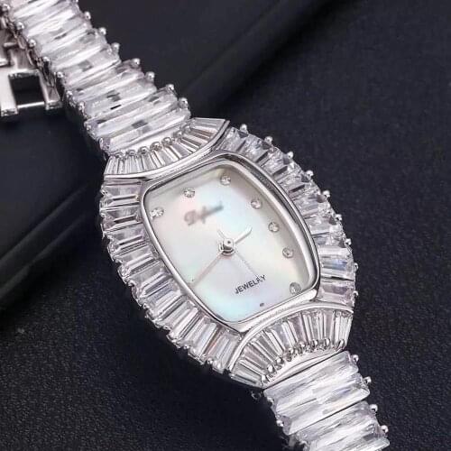 Luxury Diamond Women Brand Jewelry Watches Vintage Oval Watch Full Steel Bracelet Wrist watch Roman Business Watch Analog Clocks