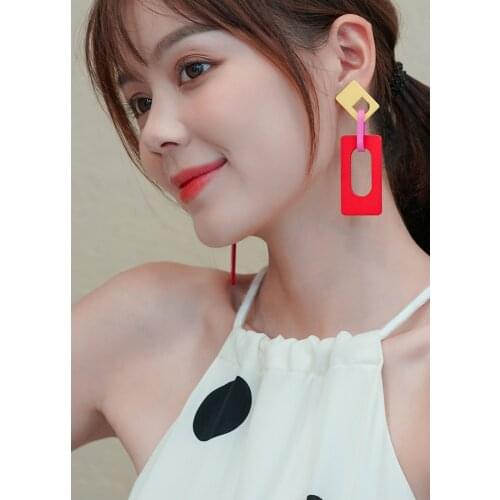 Stylish color earrings simple atmosphere new long style earrings cold wind net red tide fashion color earrings