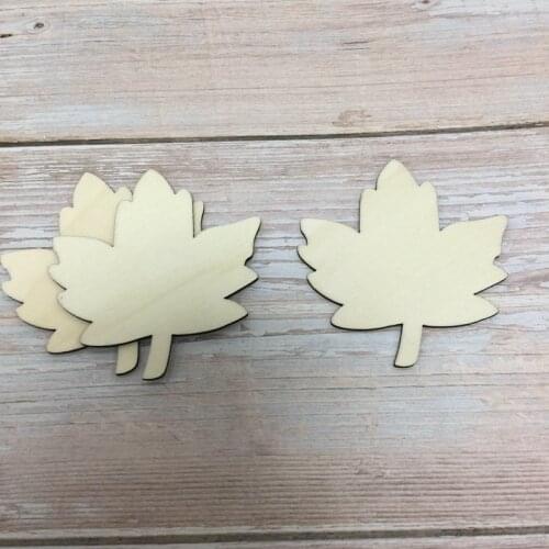 30 pcs unfinished wooden maple leaf shape
