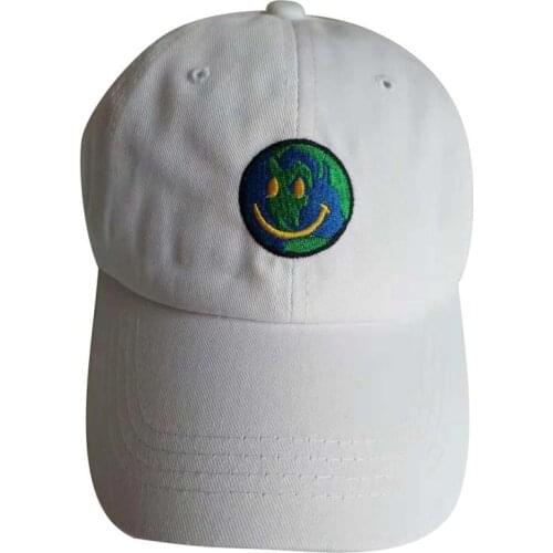 New Unisex Casual Hat 100% Cotton High Quality Smiley Embroidered Unisex Baseball Caps For Hot Sale 2019