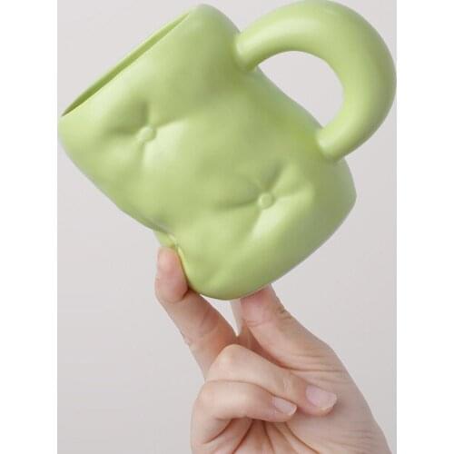 Creative Ceramic Mug Personalized Bag Shape Cup Ins Style Couple Drinking Cup Large Coffee Cup With Handle Gift Solid Color