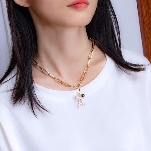 Womens Necklace Metal Chain Letters Clavicle Chain Necklace Exaggerated Aloy Lnlaid Pearl Pendant Necklace Female Accessories