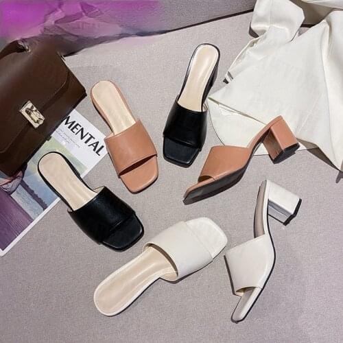 2021 New Chaotic Slippers Women Shoes Sandal Summer Fashion High Heels Design Open Toe Square Root Herringbone Dress Beach Shoes
