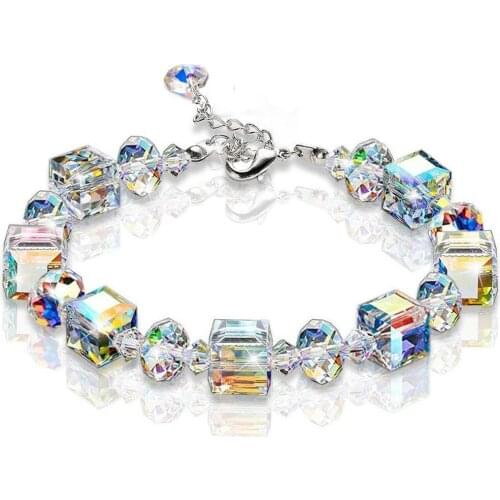 New Artificial Austria Crystal Bracelet Fashion Shiny Stone Beaded Elasticity Rope Strand Bracelets for Women Best Friend Gift J