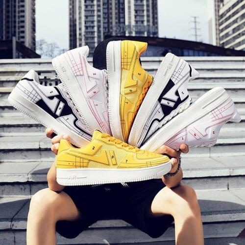 Men Casual Shoes Unisex Board Shoes Men Fashion Sneakers New Student White Shoes Men Vulcanize Shoes Popular Flats Walking Shoes