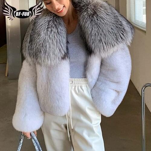 BFFUR 2020 New Winter Real Fur Jacket Ladies Fashionable Big Silver Fox Fur Collar Ins Short Coat Women Luxury Natural Color